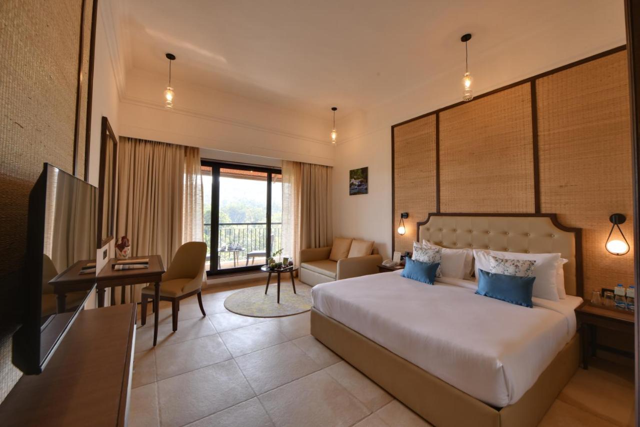 Bhanu The Fern Forest Resort & Spa, Jambughoda Екстер'єр фото