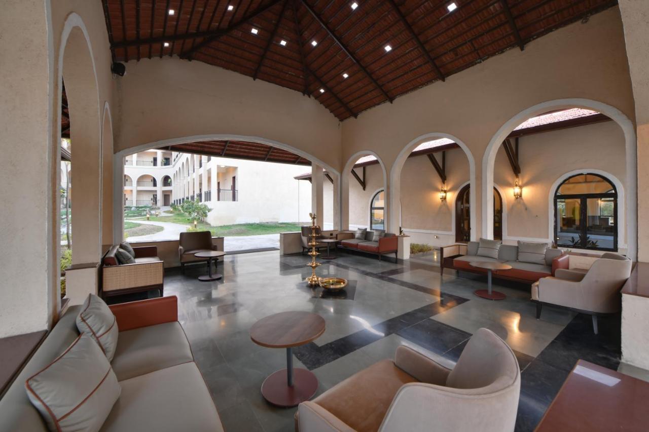 Bhanu The Fern Forest Resort & Spa, Jambughoda Екстер'єр фото
