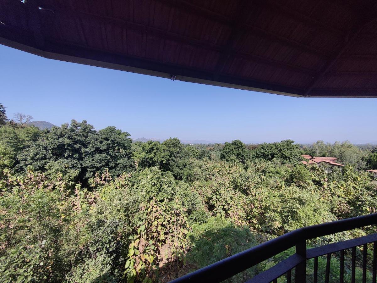 Bhanu The Fern Forest Resort & Spa, Jambughoda Екстер'єр фото