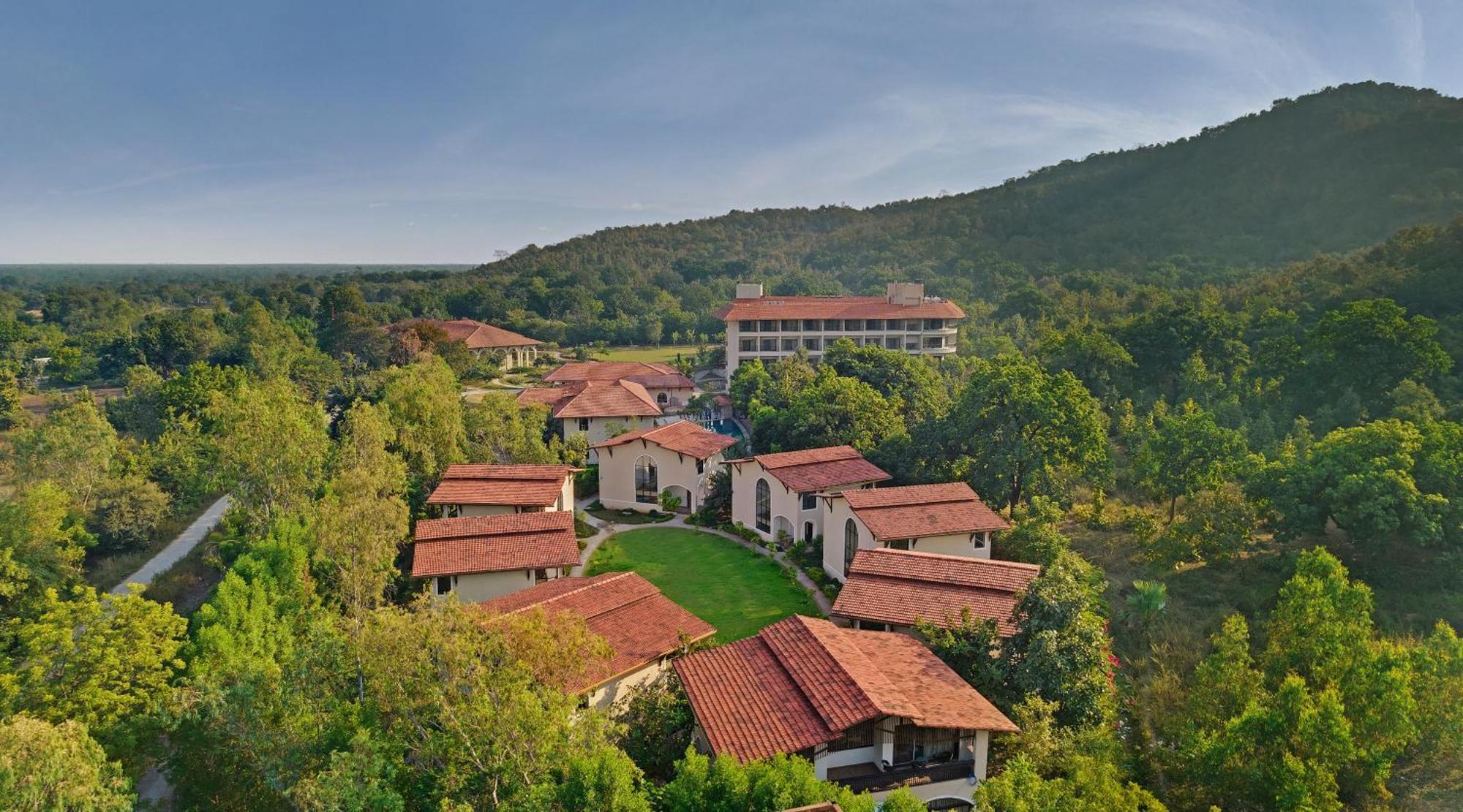 Bhanu The Fern Forest Resort & Spa, Jambughoda Екстер'єр фото